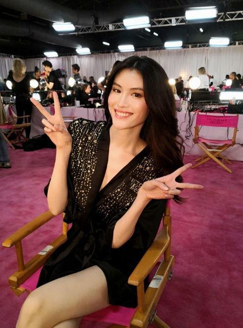 何穗最新爆料新闻报道,揭秘时尚界背后的故事 第3张 何穗最新爆料新闻报道,揭秘时尚界背后的故事 第3张